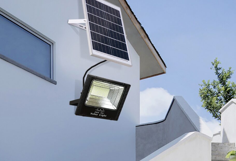 Refletor de LED por Energia Solar